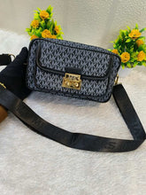 Michael Kors cross body Sling Bag 424