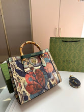 Gucci GG Diana Python Premium Tote Bag With OG Magnetic Box & Dust Bag (Python - 531)
