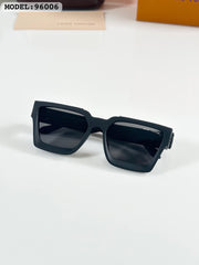 LOUIS VUITTON 96006 MATE BLACK