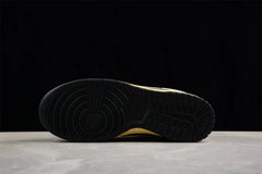 STUSSY X SB DUNK LOW - BEIGE BLACK