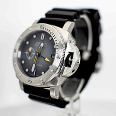 Luminor Panerai Submersible Navy Seals