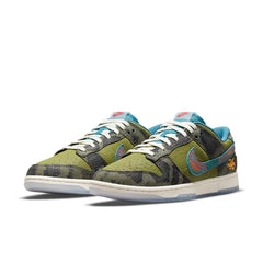 NIKE DUNK SEIMPRE FAMILIA UA