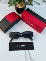 PRADA MILANO 8679