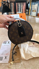 Louis Vuitton LV boite chapeau souple
