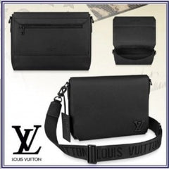 Louis Vuitton LV Aerogram Takeoff Unisex Messenger Bag With Dust Bag & Tag