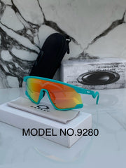 OAKLEY 9280 GREEN