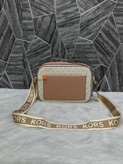 Michael Kors MK Maeve Camera Bag With Dust Cover Beige