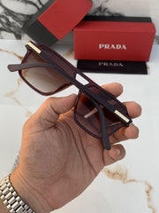 PRADA 20 BROWN