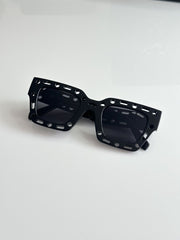 Off White 22037 Black