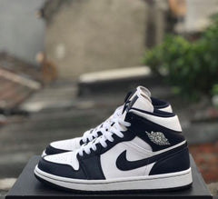 NIKEE AIR JORDAN 1 MID OBSIDIAN