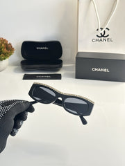 Chanel WMNS 8316 Gold Black