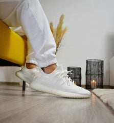 Adidas yeezy 350 v2 OREO white premium semi ua