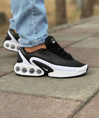 Nike Airmax Dn Black White