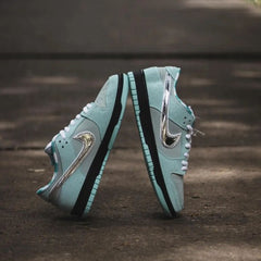 NIKE SB DUNK LOW TIFFANY LOBSTER