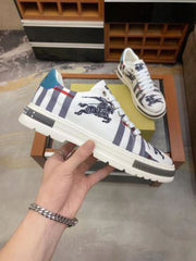 BURBERRY VINTAGE LOW SNEAKER