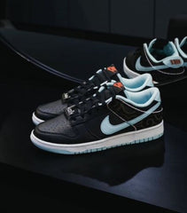 NIKE SB DUNK LOW SE BARBER SHOP BLACK