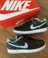 NIKE SB DUNK LOW SE BARBER SHOP BLACK
