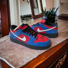 NIKE SB DUNK LOW SPIDER VERSE