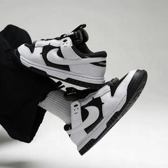 Nike dunk low jumbo reverse panda