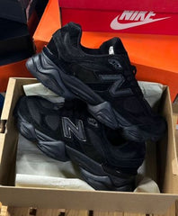 New Balance 9060 Triple Black