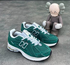 New Balance 1906R NightWatch Green