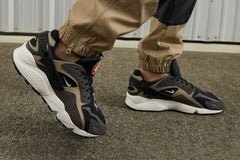 Nike Air Huarache Runner Brown