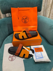 HERMES Calfskin Mens Chypre Sandals black Yellow