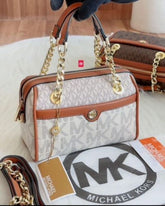 Michael Kors Blair Boston With OG Box & Dust Bag (22312 Beige Brown)