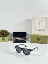 Burberry 4293 Black