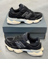 New Balance 9060 Black Sea salt