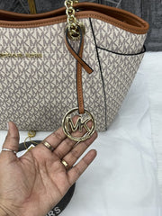 Michael Kors Jet Set Tote Travel Signature With Dust Bag (19015 Beige Brown)