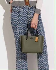 Coach Willow Leather Tote 24 In Colorblock Olive Green With Shoulder Strap & Dust Bag 8561