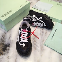 OFF WHITE Black ODSY 1000 sneakers Sculpted Rubber Sole UA