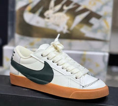 NIKE BLAZER JUMBO SAIL PRO GREEN GUM