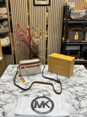 Michael Kors Jet Set Camera Crossbody With Sling With OG Box And Dust Bag (10399 Beige)