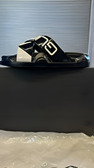 Gucci Logo Slide black white