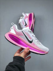 Nike Air Zoom Vomero 18 Pink
