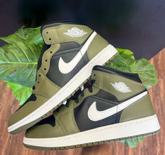 Air Jordan 1 Mid Medium Olive
