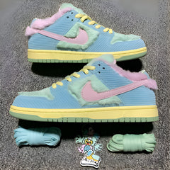 Nike Sb Dunk Low x Verdy Visty With Keychain
