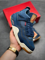 AIR JORDAN 4 LEVIS DENIM SEMI UA