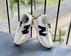 New Balance 327 Moonbeam White Black