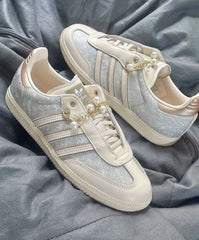 Samba clover desert womens