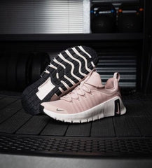 Nike Training Free Metcon 6 Training Pink