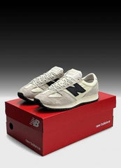 New balance 471 beige black with Extra lace