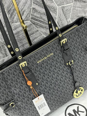 Michael Kors Black Black Voyager With DustCover Premium Highend