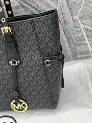 Michael Kors Black Black Voyager With DustCover Premium Highend