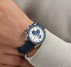 Omega speed master Snoopy 50Th Anniversary