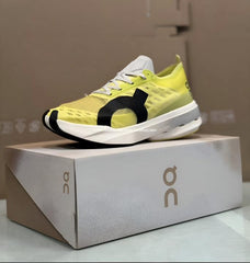 On Cloud Boom Strike Limelight