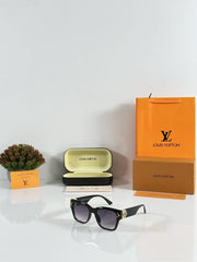 Louis Vuitton 0767 Black DC
