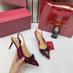 Valentino Elegant Womens Wine Back Belt Leather With White Knot With OG Box & Carry Bag H-1 Wine